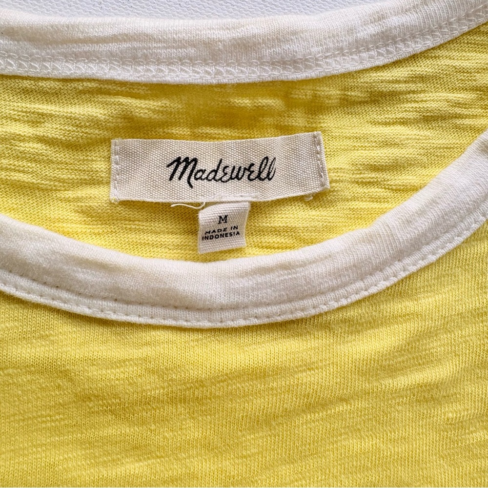 Madewell Yellow & White Graphic Pool vs. Beach T-Shirt size medium - Picture 3 of 8